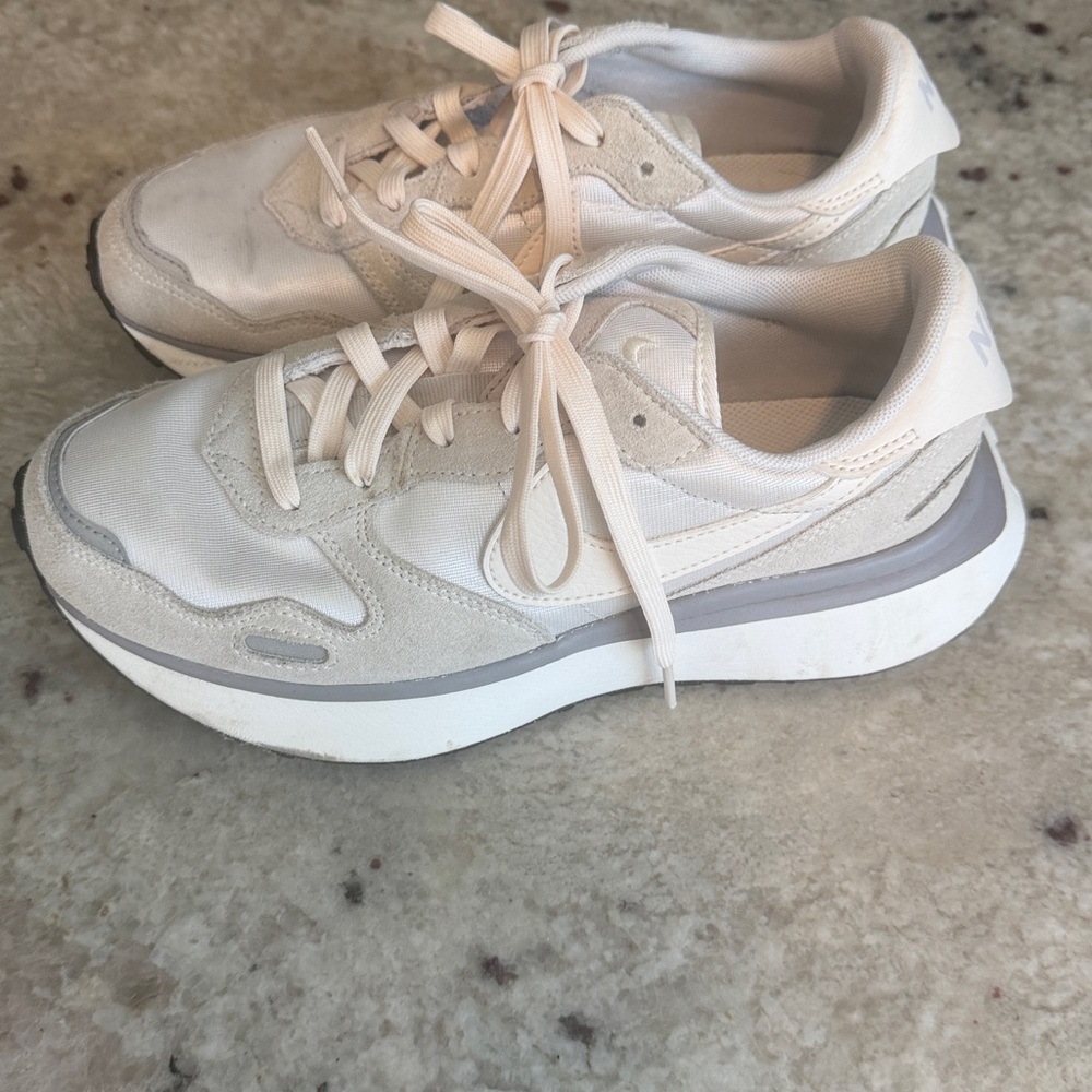 Nike Wmns Phoenix Waffle Platinum Tint Pale Ivory sneakers - Picture 3 of 6